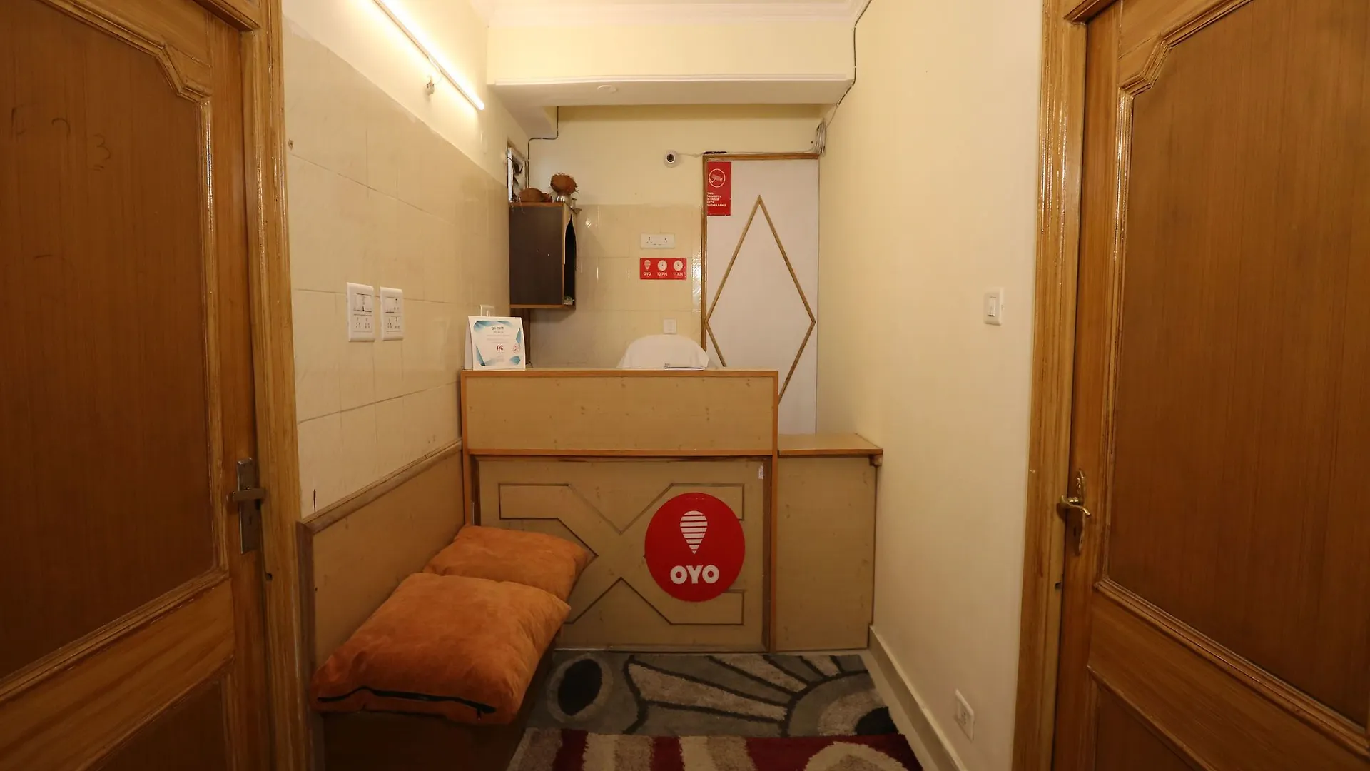 Oyo 14212 Tanwar Regency Hotel Shimla