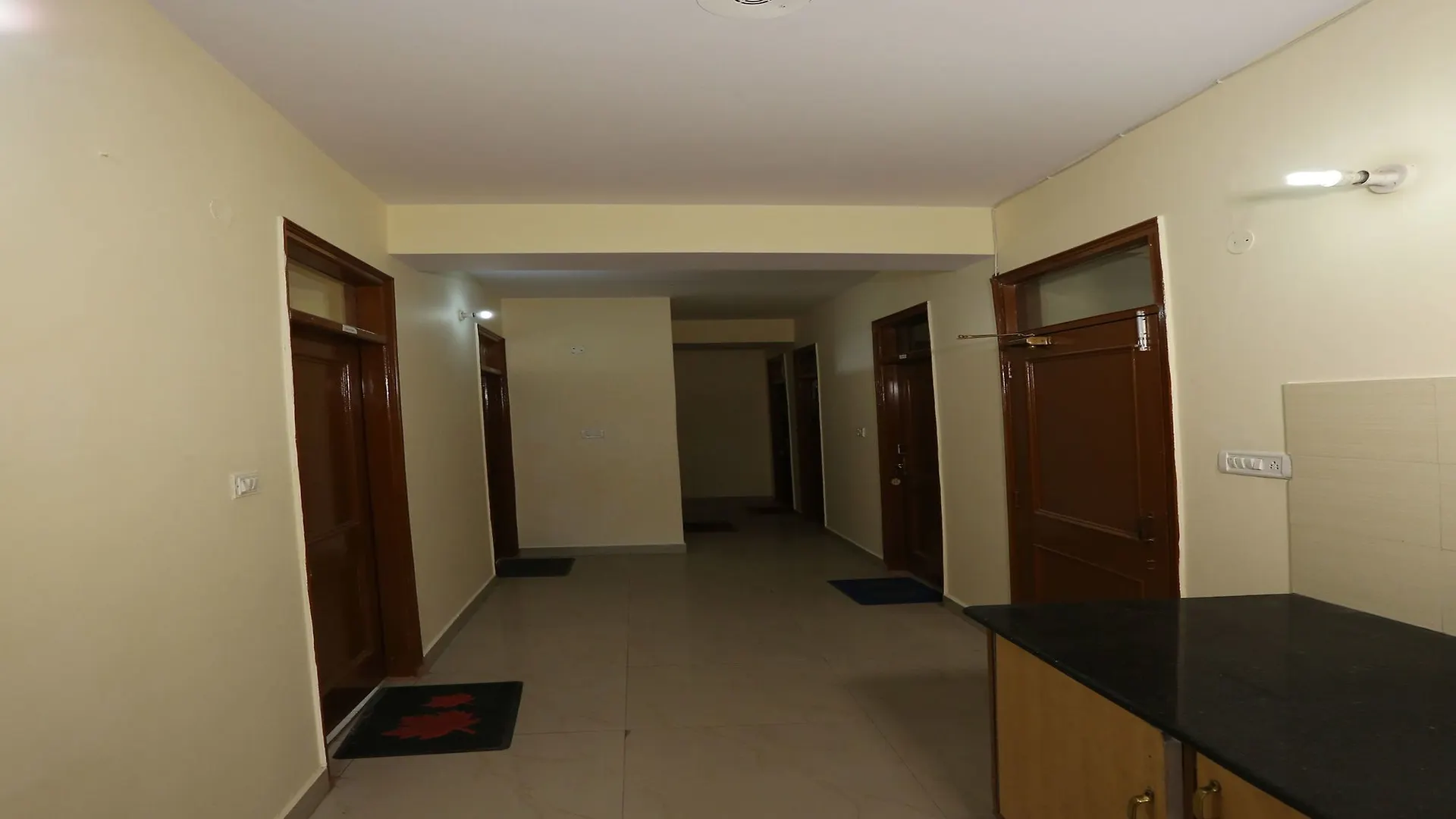 Oyo 14212 Tanwar Regency Hotel Shimla 2*,  India